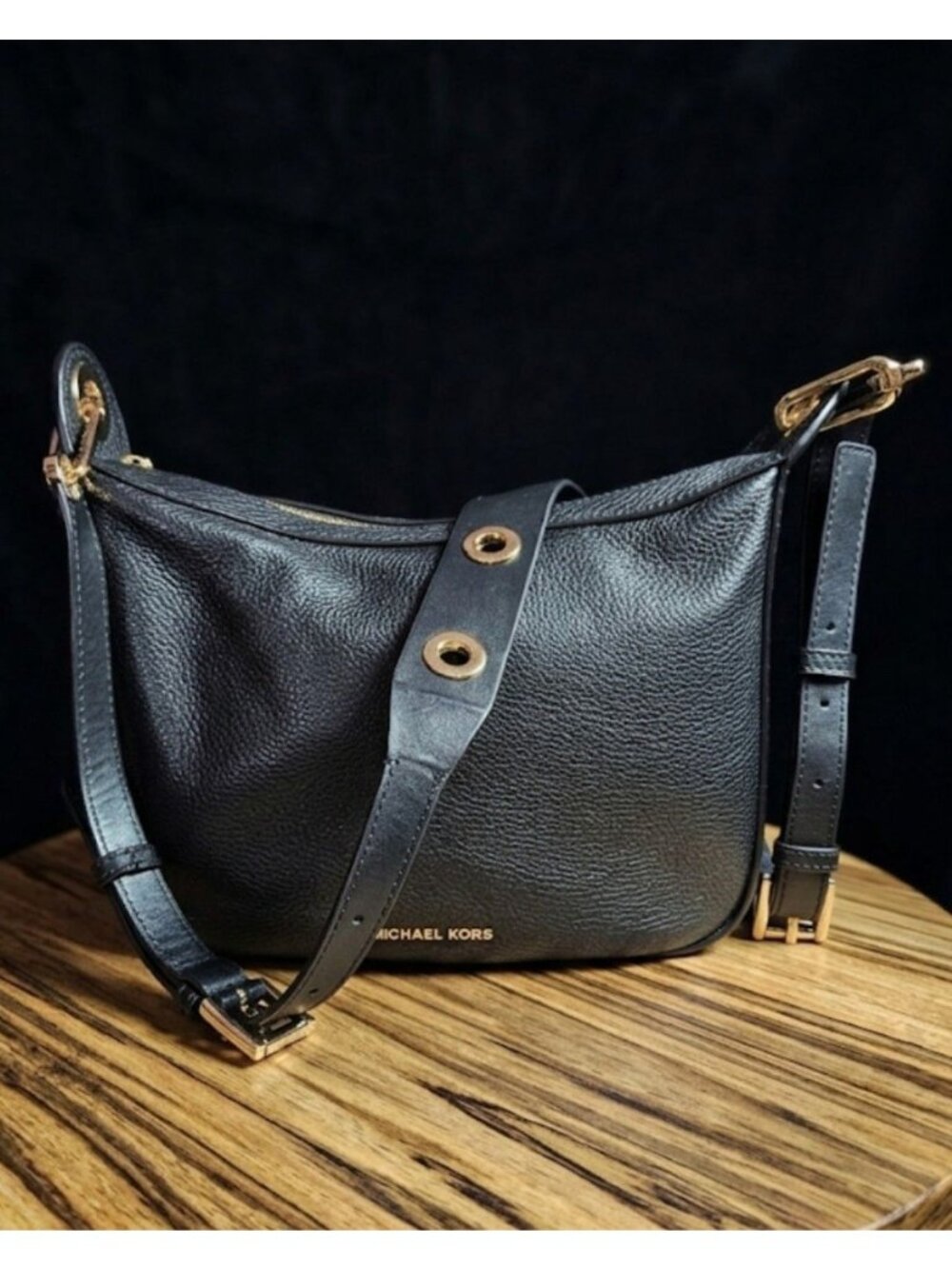 Michael Kors Black Pebbled Leather Barlow Messenger Crossbody Bag